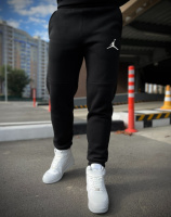 Зимние штаны с начесом Jordan черные RD027