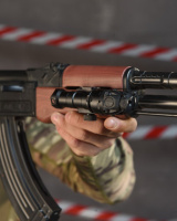 Ліхтарик з інфрачервоним підсвічуванням KIJI Style K-10 (з кріпленням 20 мм, DE) WD04093-BK-NO ВТ4749