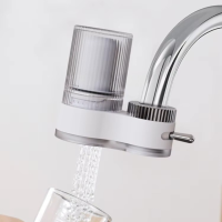 Фильтр-насадка на кран для проточной воды на кухню или ванную для очистки с универсальными насадками,белый