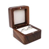 Коробочка для колец деревянная,коробка ювелирная свадебная, футляр обручальных колец для свадьбы или предложения руки и серца