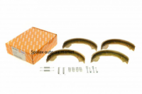 ​Колодки ручного гальма VW T5 03- (185x30) AutoTechteile (з пружинками)