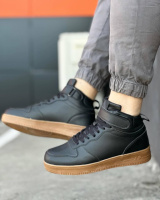 Зимові чоловічи кросівки