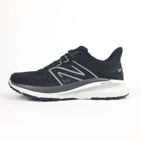 New Balance 860 Чорні на білій