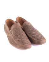 Чоловічі коричневі туфлі з перфорацією