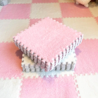 Коврик-пазл с плюшевым покрытием, термоковрик для дома, мягкий детский мат, 30x30см цвет розовый