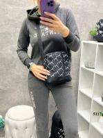 АКЦІЯ! Р - чорна тканинна сумочка на одне відділення на блискавці (5117)