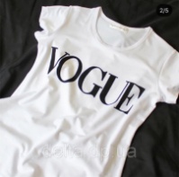 Женская футболка Vogue