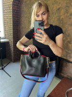 АКЦІЯ!  Чорна з червоним краєм — стильна сумка на три відділення — фурнітура золото — топ продажів  (2049)