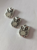 Металлическая подвеска.   Размер - 1,5×10  мм. Цвет - серебро. Цена указана за 1 шт