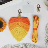 Набор макраме для творчества и ручного вязания брелока для ключей или декора на сумку 10х16см,желтый
