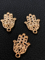 Подвеска «рука» золото. Размер - 2×1,9 см. Цена указана за 1 шт