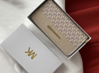 Гаманець Michael Kors Wallet  молочний