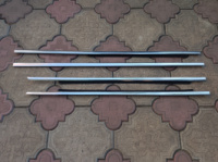 Наружная ресничка стекла двери Мерседес Бенц W123 Читайте описание