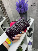 АКЦІЯ! Фіолет - жіночий стильний лаковий гаманець на 1 відділення з текстурою під крокодила - 19х9 см (1239)