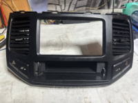 Накладка панели приборов средняя черная Джили МК Кросс (МК-2)