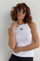 Жіноча трикотажна майка в рубчик із вишивкою — білий колір, M (є розміри)