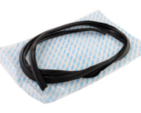 Уплотнитель лобового стекла ВАЗ 2123 «лобовик»