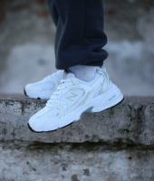 Жіночі кросівки New Balance 530 White