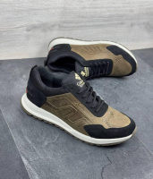 Демісезонні шкіряні  кросівки Columbia колір чорний/оливковий