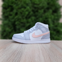 Aіr Jordan 1 високі Білі із сірим та пудрою