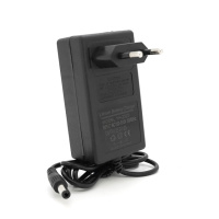 Зарядное устройство для аккумуляторов Li-ion 25,2V,6S,2A, штекер 5.5*2.5, индикация
