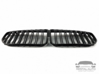 Ноздри на BMW 7 Series G11 / G12 2019-2021 года ( M-Look )