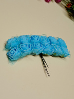 Букет роз из фоамирана в фатине /  2 см / голубой