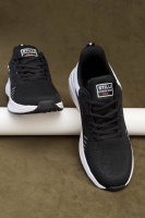 Кросівки чоловічі демісезонні, колір чорно-білий, 248RH272