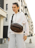 Сумка через плече жіноча бананка шоколад