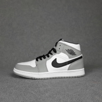 Nike Air Jordan 1 білі з сірим