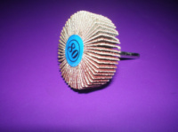Круг шлифовальный лепестковый для гравера 31,5х10х3,175 мм