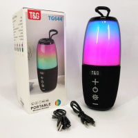 Портативная колонка TG644 5W с RGB подсветкой и ремешком, блютуз колонка с аккумулятором. Цвет: черный