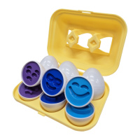 Сортер-головоломка Монтессори Яйца со смайлами DF29B 6 шт в лотке