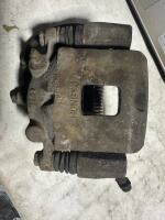 Суппорт передний с ABS L Chery Jaggi/Kimo Чери Джаги Кимо