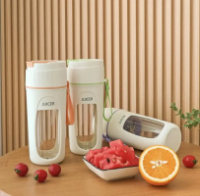 Блендер на акумуляторі для коктейлів та фрешів Mini Juicer KS-FSV8 W14 M