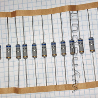 3W 0R68 0515 5% 0,68 Ohm (MOR300SJTB-0R68) резистор вивідний