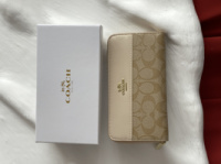 Гаманець Coach Signature Accordion Zip Wallet молочний