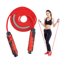 Скакалка для занятий спортом гимнастическая с плетёным нейлоновым канатом 2.8 м с подшибниками, черно-красная