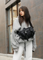 Велика жіноча поясна сумка бананка високої якості українського виробництва- чорний принт