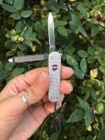 Нож Victorinox Classic Alox