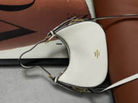 Сумка багет Coach Kleo білий класичний