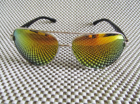 Стильные солнцезащитные очки унисекс