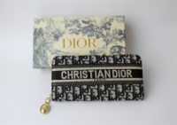 Жіночий місткий гаманець Christian Dior