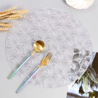 Сервировочная салфетка под горячее круглая 38х38 см, коврик сервировочный серебристый набор 2 шт