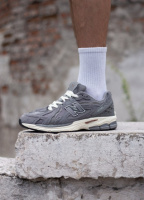 Чоловічі кросівки New Balance 1906 D Protection Pack grey