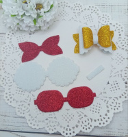 Вирубка бантик з хвилястими краями червоно-білий 6,5*4,5 см з фоамірану з глітером,набір деталей.