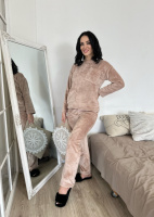 Махровий костюм з декоративними кишенями «Luci» оптом | Норма | Розпродаж моделі Бежевий, 42-44