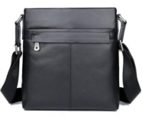 Сумка чоловіча в гладку шкіру 714981 Чорна