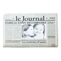 Килимок-фоторамка під посуд «Французькі новини»