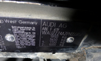 Табличка(бирка,шильд,наклейка) с вин кодом на Ауди (Audi)